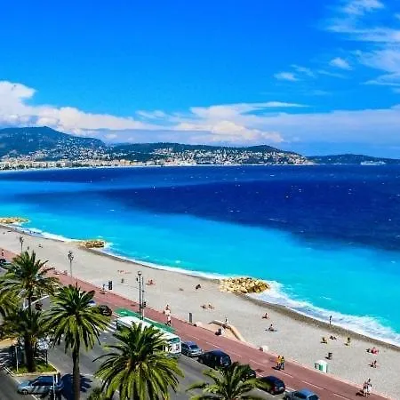 Evasion Romantique Sous Les Toits Au Coeur Du Vieux